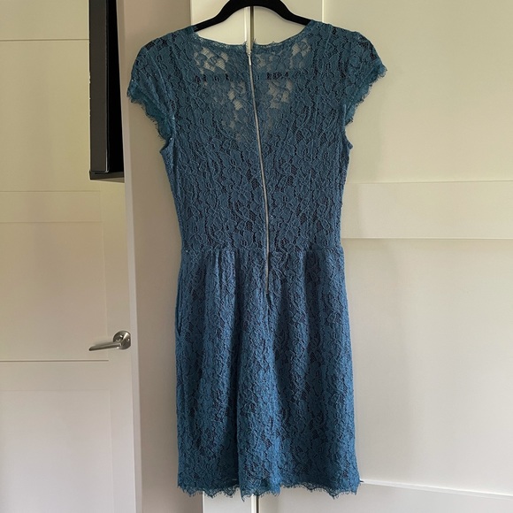Aritzia Babaton Tobias Lace Dress - Picture 5 of 13